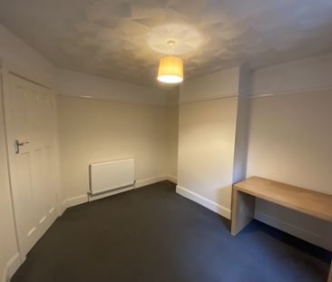 Rayners Gardens, Southampton - Photo 3