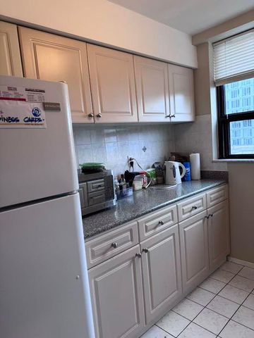 For Lease - 60 St Patrick Street Unit# 829, Toronto, Ontario - Photo 2