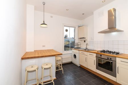 3 Bed Flat, Kellett Road, SW2 - Photo 4