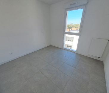 Location Appartement 3 pièces 64m² TOULOUSE 31400 - Photo 6