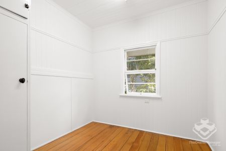 The Perfect Family Home in a Prime Location - Photo 3