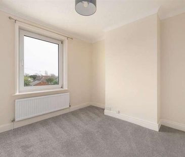 Manor Road, Tankerton, Whitstable, CT5 - Photo 2