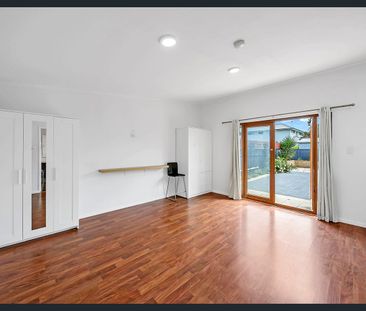 Perfect HOME in the Heart of CAMPBELLTOWN - Photo 1