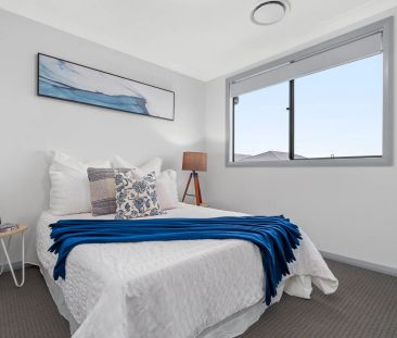 Exquisite Double Storey Home - Photo 6