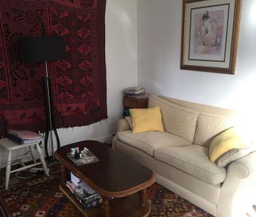 2BR Aro Valley flat - Photo 2