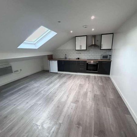 The Broadway, Thatcham, RG19 - Photo 4