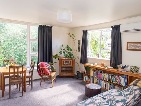 Tidy One bedroom flat - Available in November - Photo 1