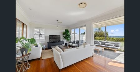 An Art Deco Treasure With Panoramic Harbour Views On The Cusp Of Watsons Bay - Photo 4