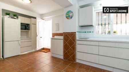 granada, Andalusia 18010 - Photo 4