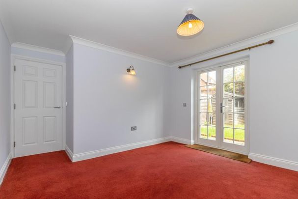 2 bedroom townhouse to rent - Photo 1