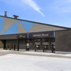 Fairmont Village - Photo 2