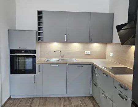 *EXKLUSIVE 2 ZIMMER-WOHNUNG mit EBK *AUFZUG *TIEFGARAGE * BARRIEREFREI *ERSTBEZUG - Foto 1