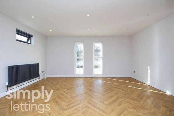 Lodge to rent - Photo 1