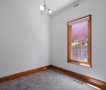 Three Bedroom Victorian Home Close To Chapel Street - Photo 3