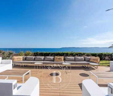 LOCATION SAISONNIÈRE - SAINTE-MAXIME - VUE MER PANORAMIQUE - 5 CHAM... - Photo 1