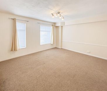 Marina, St. Leonards, TN38 0BQ - Photo 1