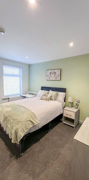 2 bedroom house share to rent - Photo 1