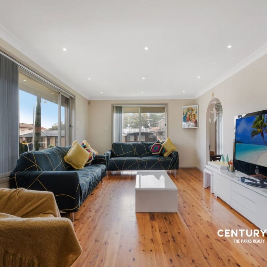 Four Bedroom Home in a Great Location! - Photo 1