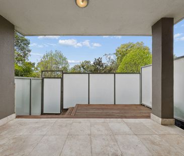 Ideally Located Ground Floor Apartment in the Heart of Roseville - Photo 4