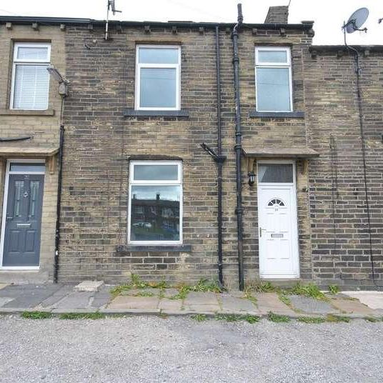 Commercial Street, Queensbury, Bradford, BD13 - Photo 1