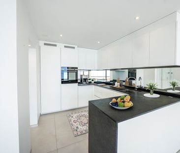 3.5 pièces rénové de 86m2, vue lac panoramique et balcon 25 m - Photo 5