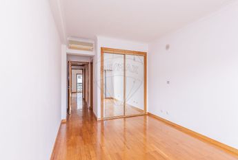 Apartamento T3 em Lisboa