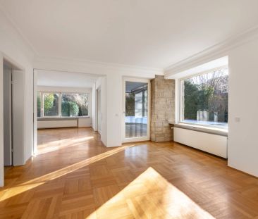 Familiär und vielseitig: Großzügige Villa mit viel Privatsphäre, Ga... - Foto 3