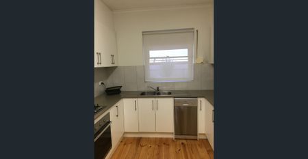 CHARMING HOME IN GREAT LOCATION - Photo 5