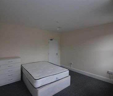 Newcombe Road, Southampton, SO15 - Photo 5