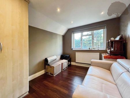 5 bedroom detached house to rent - Photo 3