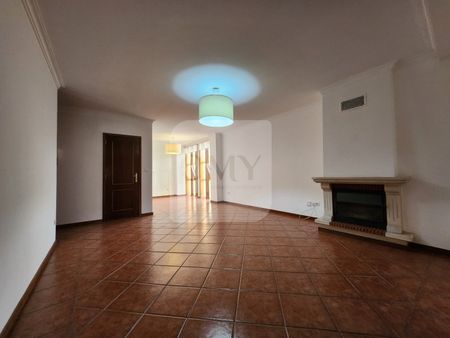 Apartamento T2 em Vila Real - Photo 2