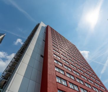 Ruby Tower / 2-Zimmerwohnung mit Blick auf den Taunus sucht neuen Bewohner - Photo 2