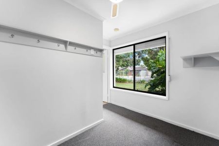 1a Panton Crescent, - Photo 2