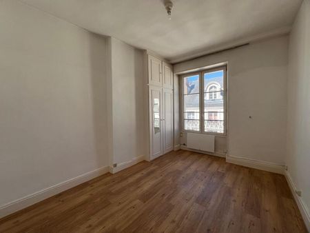 Location Appartement 3 pièces 53m² ORLEANS 45000 - Photo 3