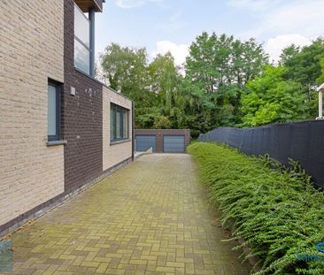 Te huur: Luxe 2-slaapkamer nieuwbouwappartement met garage en terras - Photo 1