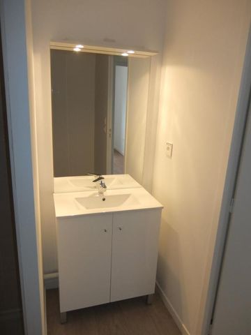 Location Appartement 2 pièces 42m² NANTES 44300 - Photo 5