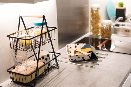 Holden Court – Superior Studio - Photo 5