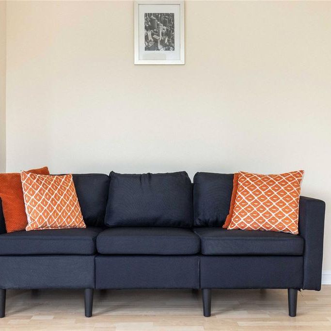 2 bedroom flat to rent - Photo 1