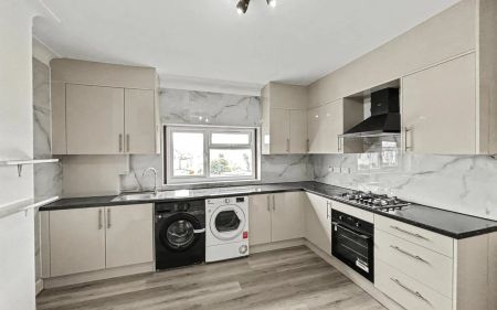 Church Lane, London, NW9 - Photo 2