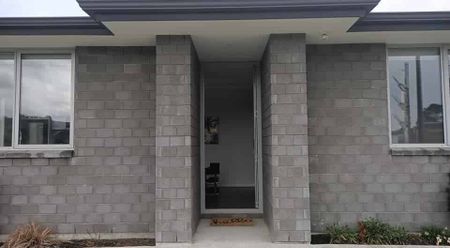 Modern 2 Bedrooms for Rent in Pokeno - Photo 5