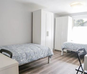 Royal Canal Terrace, Dublin - Photo 1