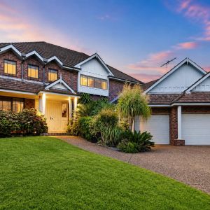 Spacious home in prime location - Photo 3