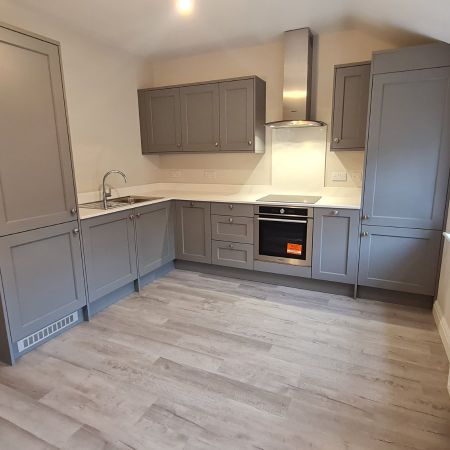 2 bedroom apartment to rent - Photo 3