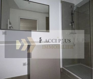 Location Appartement 2 pièces 50m² NIMES 30000 - Photo 4