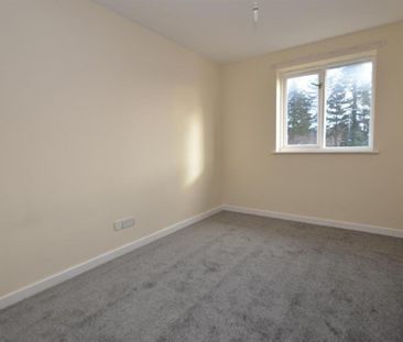 Bradgate Drive, Wigston, LE18 1HB - Photo 1