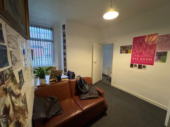 3 Bed Terraced House, Hibbert Street, M14 - Photo 1