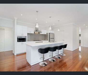 10 Rotterdam Vista, Wanneroo, WA 6065 - Photo 5