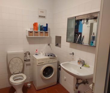 Ruhige 2-Zimmer Wohnung mit Balkon und Lift - Foto 4