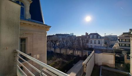 Appartement 3 pièces 72m2 REIMS 981 euros - Photo 2