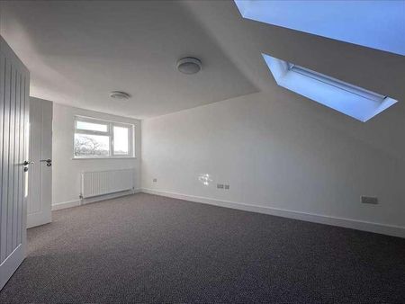 Denecroft Crescent, Hillingdon, UB10 - Photo 4